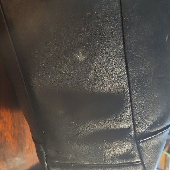 Coach Black Leather Shoulder Bag - Picture 5 of 11